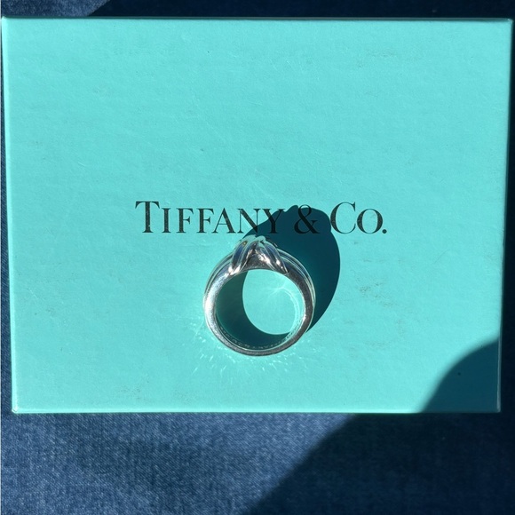 COPY - Tiffany & Co. sterling silver X ring size 6 - Picture 4 of 5